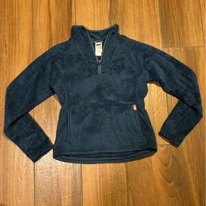 North Face Woman’s Half Zip Fleece Jacket Size Small